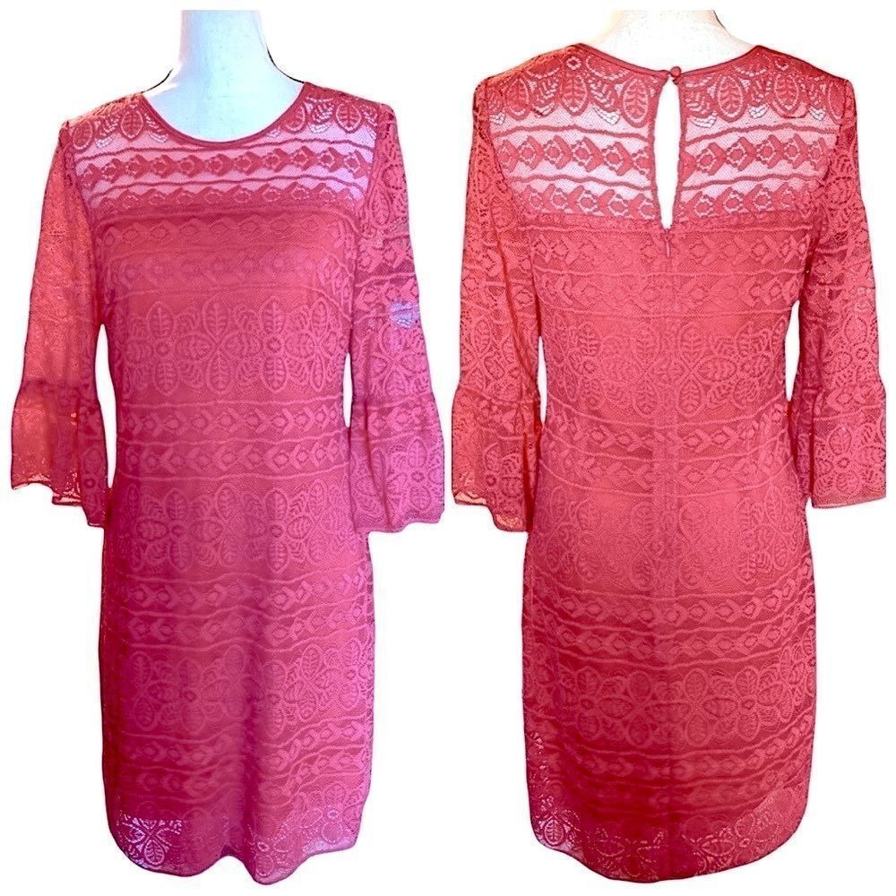 NWT! GORGEOUS R & K LACE OVERLAY STRAWBERRY MIDI DRESS